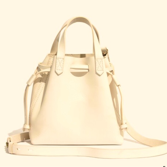 Madewell Small Transport Drawstring Crossbody Bag. - Picture 1 of 16